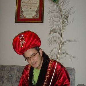 Meet your Posher, Emrah